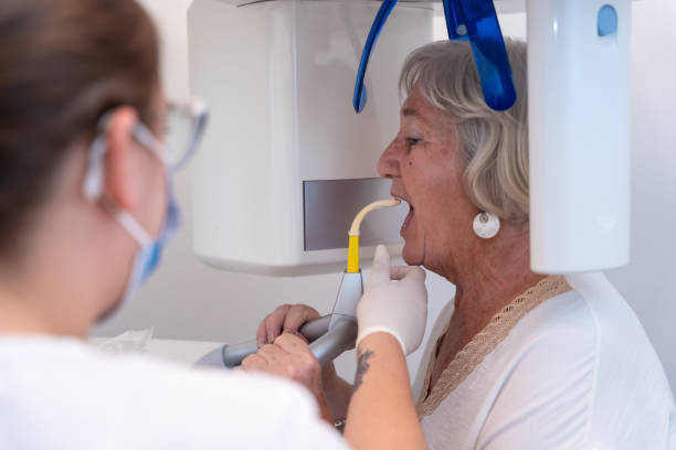 Best Broken or Cracked Tooth Emergency Dentist in Webster Groves, MO