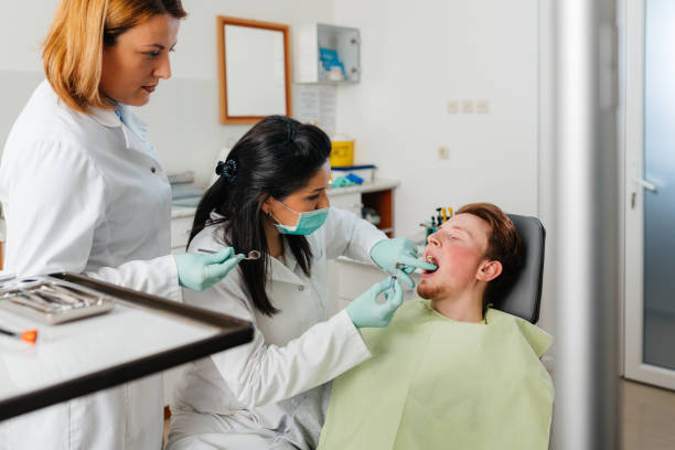 Best Orthodontic Emergency Dentist in Webster Groves, MO